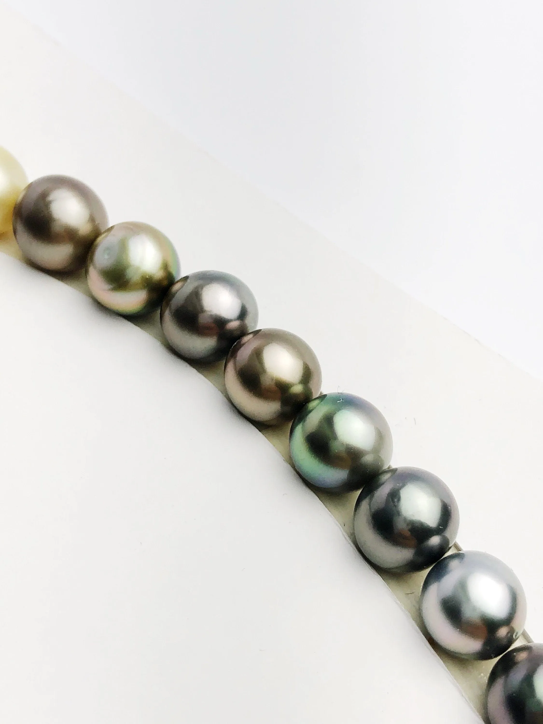 Loose Tahitian Pearls Set, Multicolor, Wholesale - Only 18 dollars per pearl - AA Quality (241)